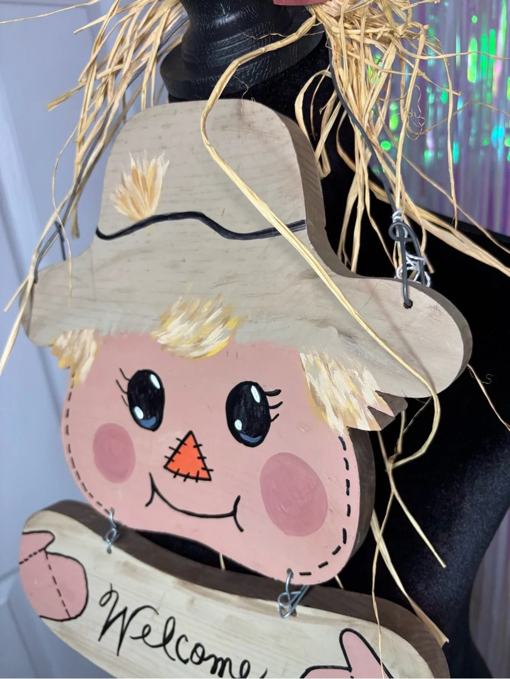 Welcome Scarecrow Hanging Wreath Heart & Raffia Straw Detail W/ Wire Hanger